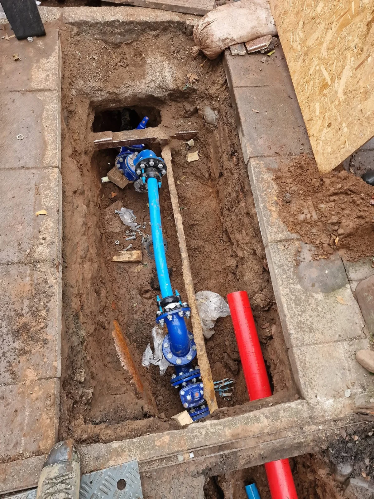 Underground water pipework
